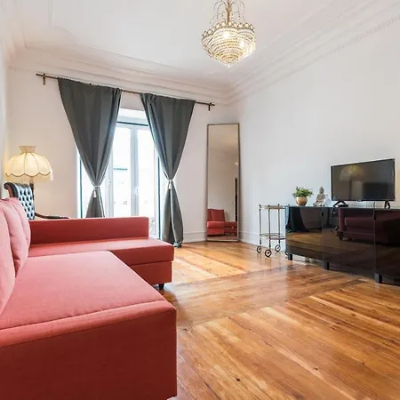 招待所 6 Clouds 3*